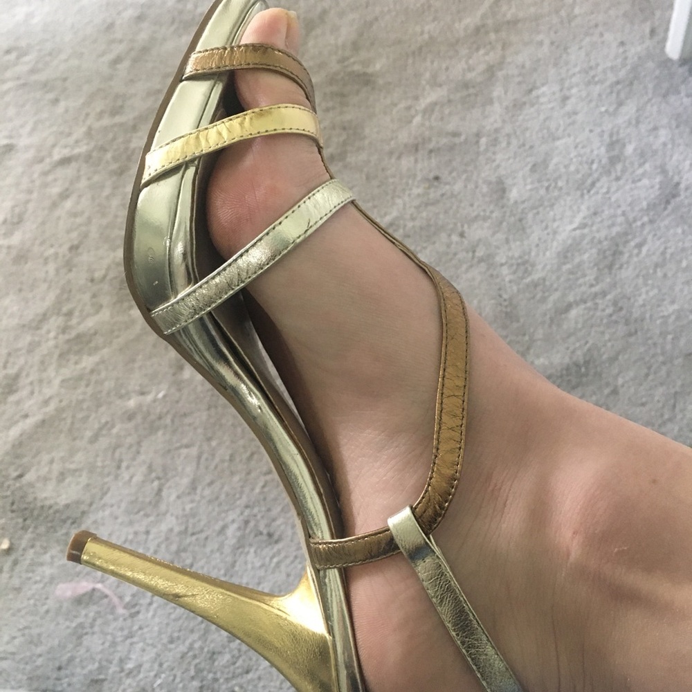 High heel sandals